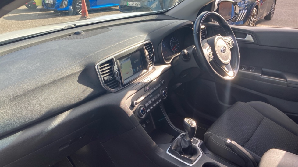 Kia Sportage 1.6 GDi ISG 2 5dr Petrol Estate - Image 13