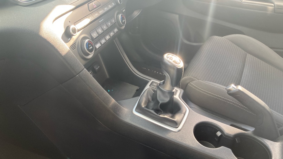 Kia Sportage 1.6 GDi ISG 2 5dr Petrol Estate - Image 27
