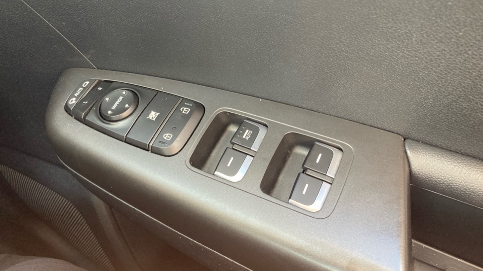 Kia Sportage 1.6 GDi ISG 2 5dr Petrol Estate - Image 34