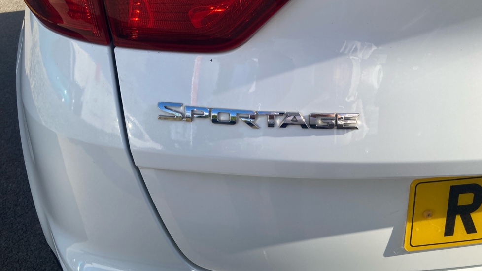 Kia Sportage 1.6 GDi ISG 2 5dr Petrol Estate - Image 7