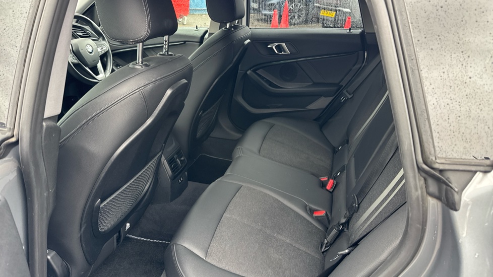 BMW 2 Series 218i [136] Sport 4dr [Live Cockpit Professional] Petrol Saloon - Image 24