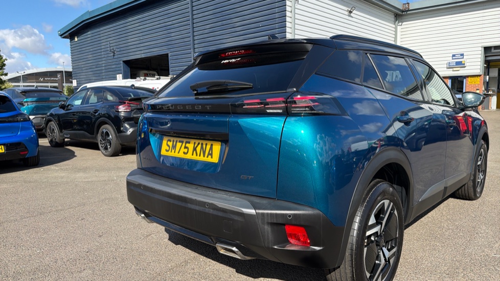 Peugeot 2008 1.2 PureTech 130 GT 5dr EAT8 Petrol Estate - Image 8