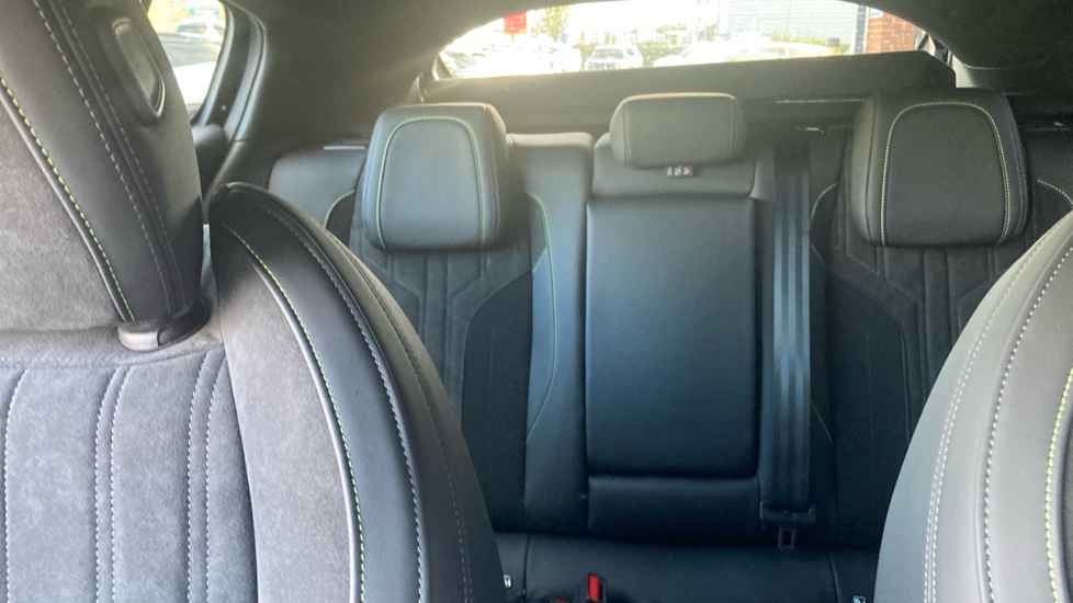 Peugeot 408 1.2 PureTech GT 5dr EAT8 Petrol Hatchback - Image 30