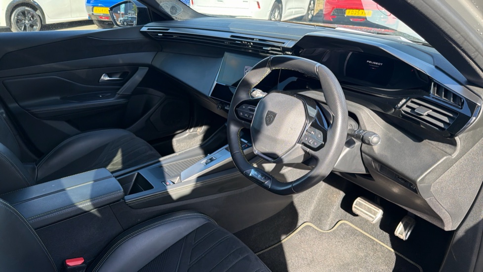 Peugeot 408 1.2 PureTech GT 5dr EAT8 Petrol Hatchback - Image 11
