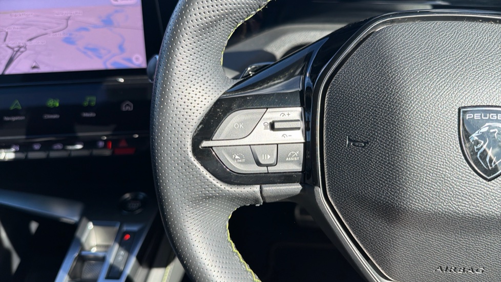 Peugeot 408 1.2 PureTech GT 5dr EAT8 Petrol Hatchback - Image 32