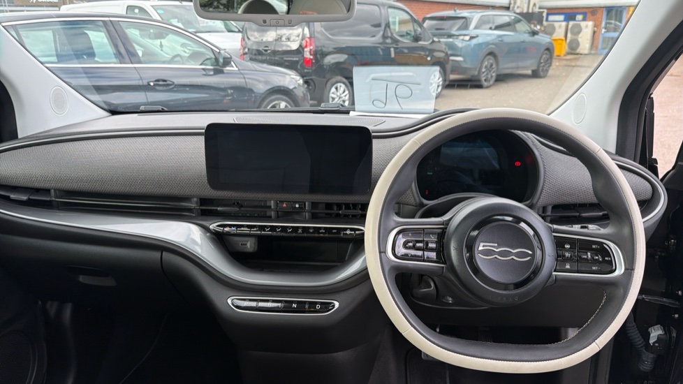 Fiat 500 87kW La Prima 42kWh 3dr Auto Electric Hatchback - Image 15