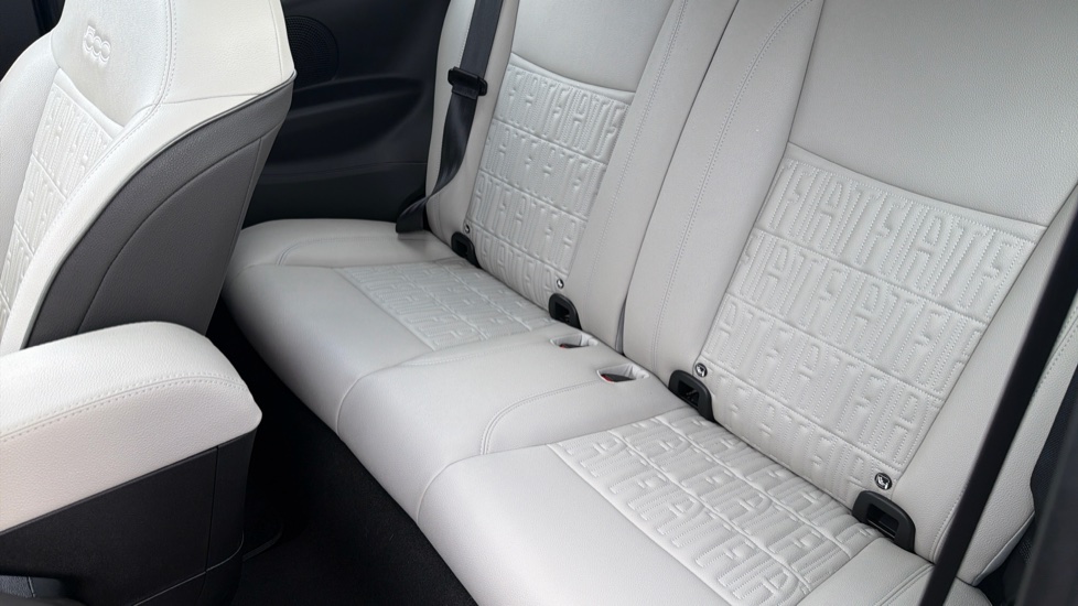 Fiat 500 87kW La Prima 42kWh 3dr Auto Electric Hatchback - Image 27