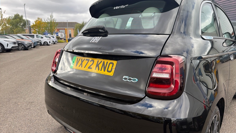 Fiat 500 87kW La Prima 42kWh 3dr Auto Electric Hatchback - Image 7