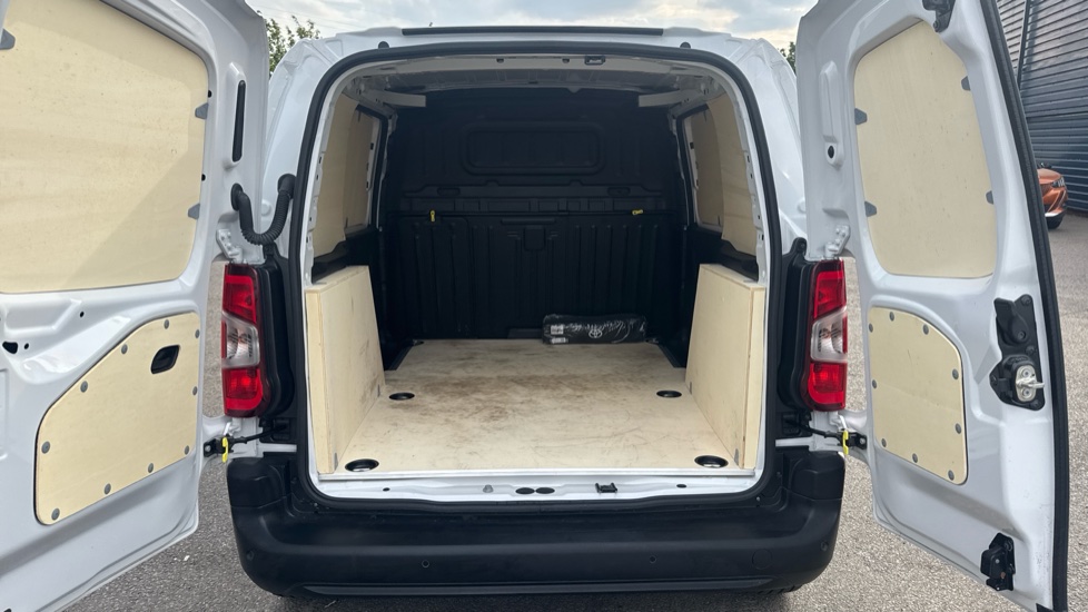 Toyota Proace City L1 Diesel 1.5D 100 Active Van - Image 6
