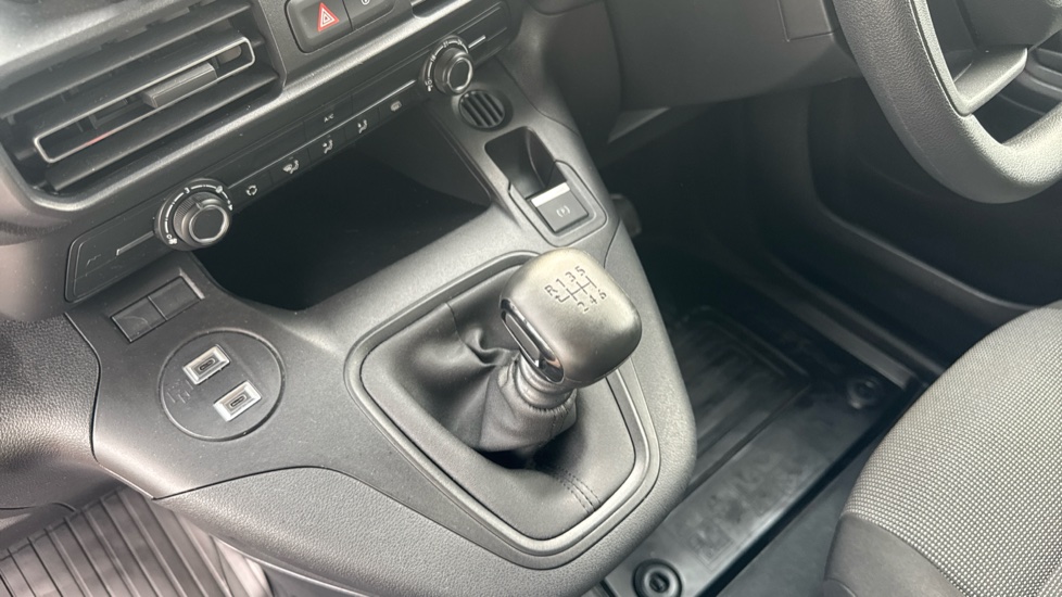 Toyota Proace City L1 Diesel 1.5D 100 Active Van - Image 24