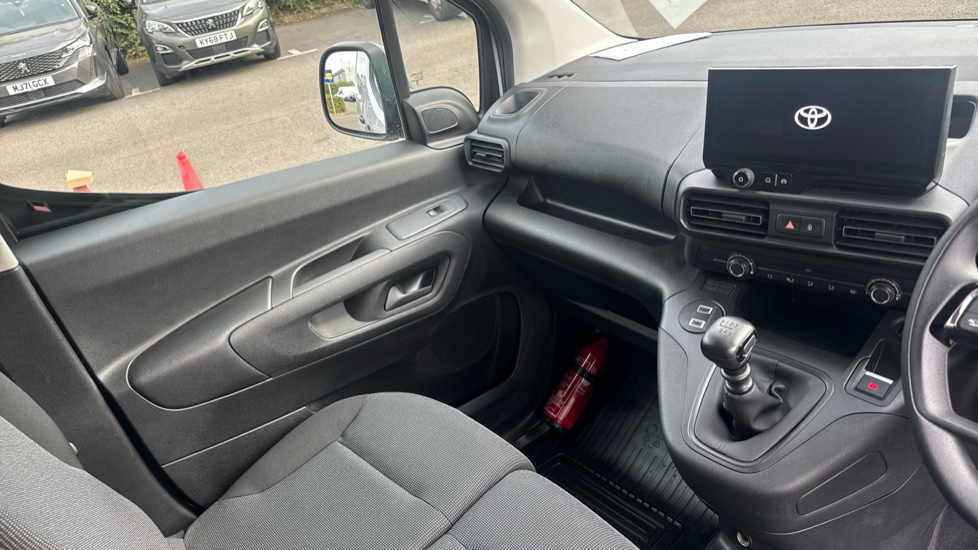 Toyota Proace City L1 Diesel 1.5D 100 Active Van - Image 23