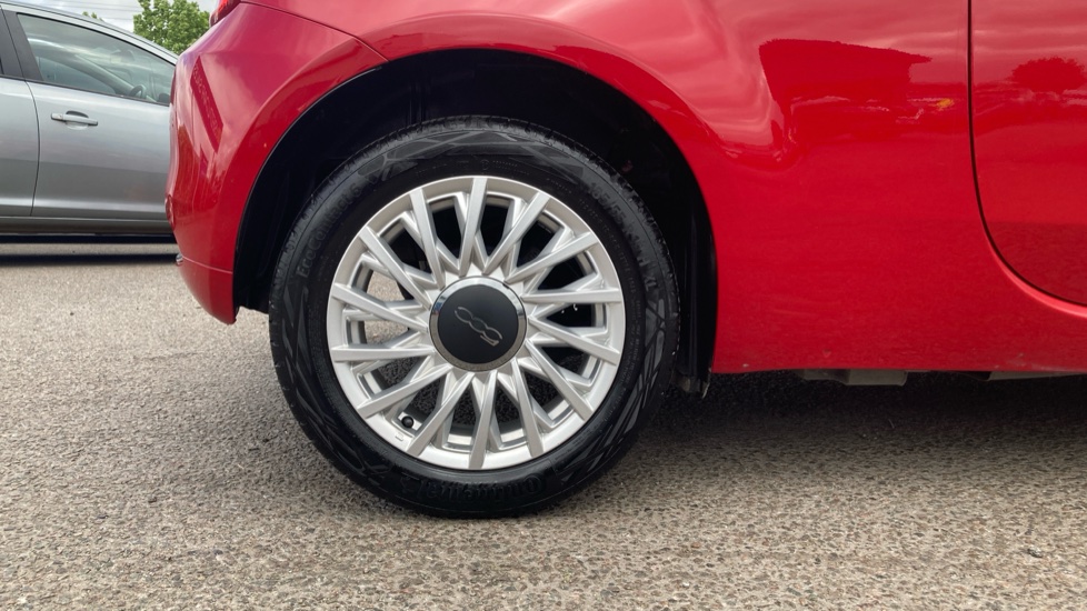 Fiat 500 1.0 Mild Hybrid 3dr Petrol Hatchback - Image 10