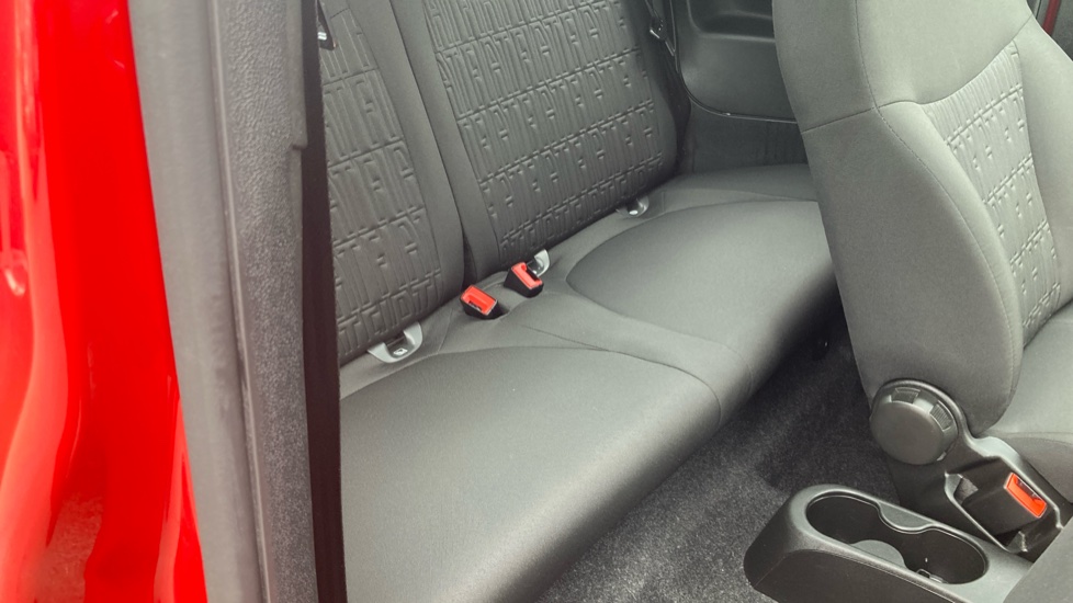 Fiat 500 1.0 Mild Hybrid 3dr Petrol Hatchback - Image 33