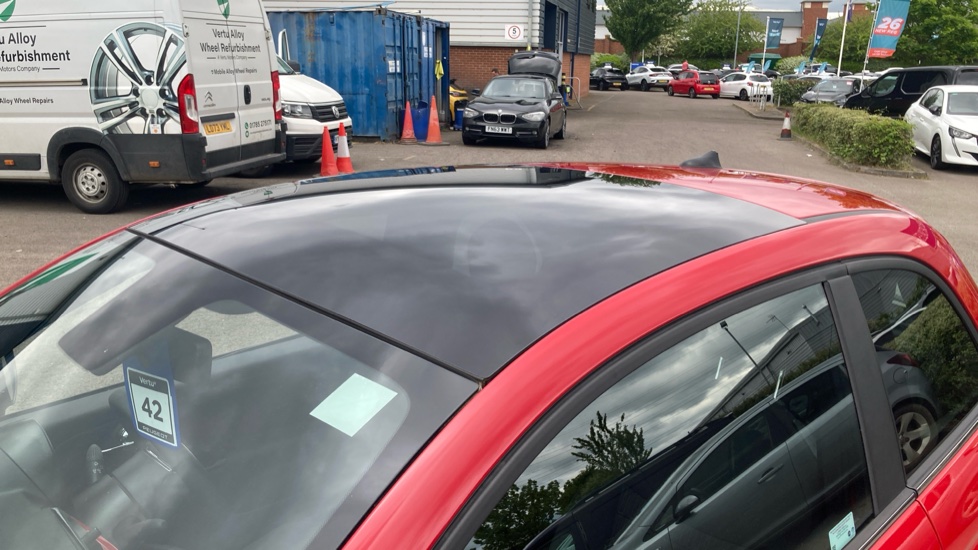 Fiat 500 1.0 Mild Hybrid 3dr Petrol Hatchback - Image 8