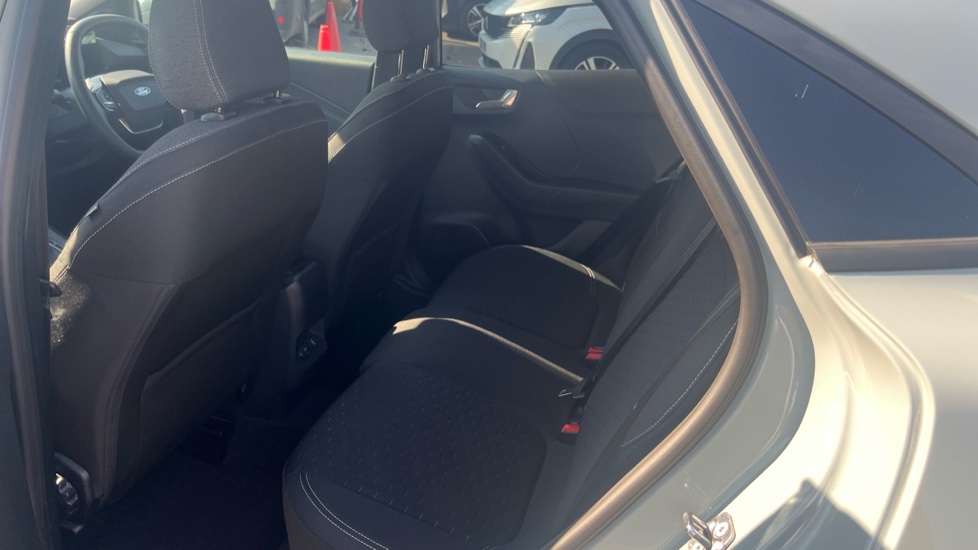 Ford Puma 1.0 EcoBoost Hybrid mHEV Titanium 5dr DCT Petrol Hatchback - Image 26