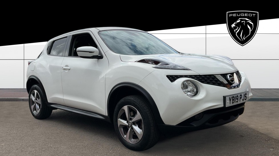 Nissan Juke 1.6 [112] Acenta 5dr Petrol Hatchback - Image 1