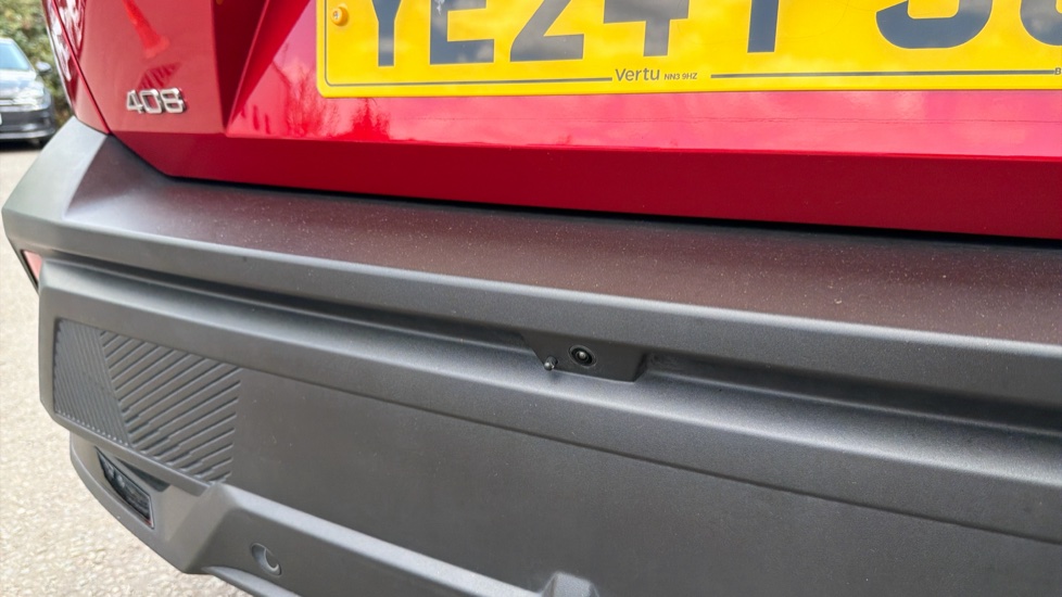Peugeot 408 1.6 Plug-in Hybrid 225 GT 5dr e-EAT8 Hatchback - Image 8