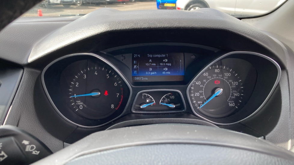 Ford Focus 1.0 EcoBoost 140 ST-Line Navigation 5dr Petrol Hatchback - Image 18