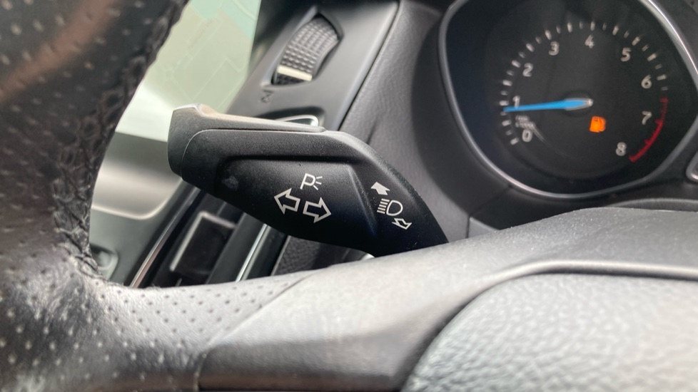 Ford Focus 1.0 EcoBoost 140 ST-Line Navigation 5dr Petrol Hatchback - Image 30