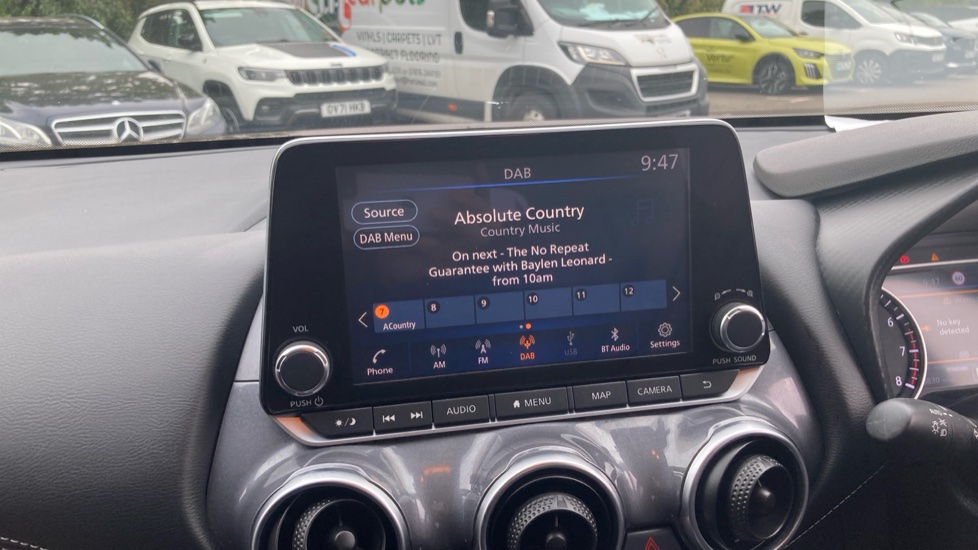 Nissan Juke 1.0 DiG-T 114 N-Connecta 5dr DCT Petrol Hatchback - Image 21