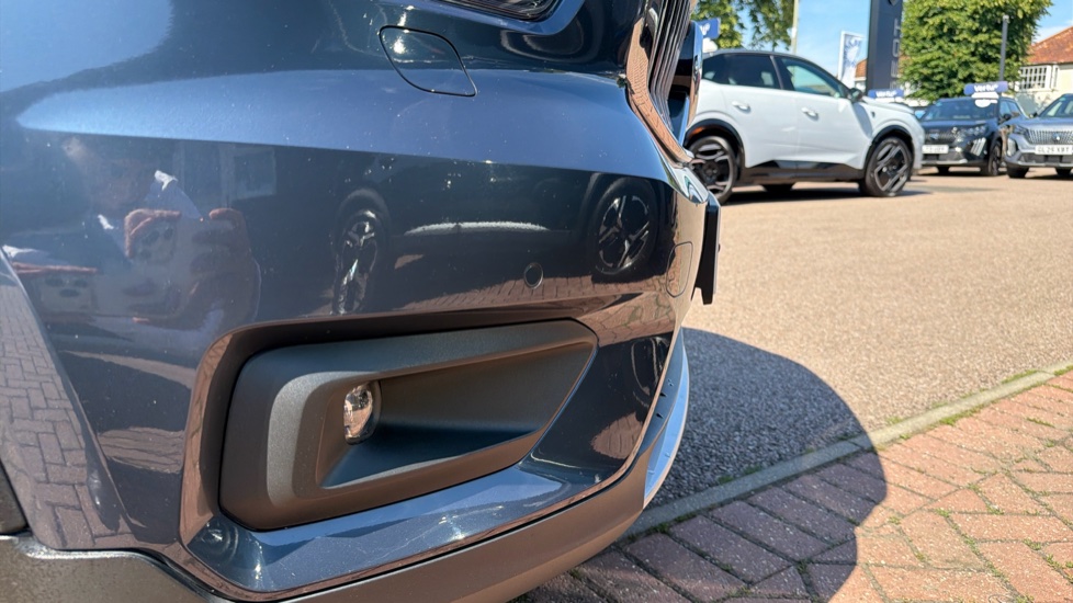 Volvo XC40 2.0 B4P Inscription Pro 5dr Auto [7 speed] Petrol Estate - Image 31