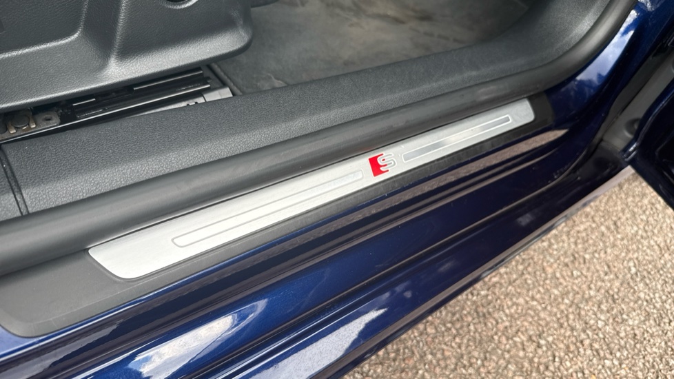 Audi A5 35 TDI S Line 5dr S Tronic Diesel Hatchback - Image 27
