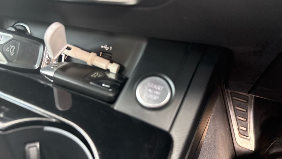 Audi A5 35 TDI S Line 5dr S Tronic Diesel Hatchback - Image 34
