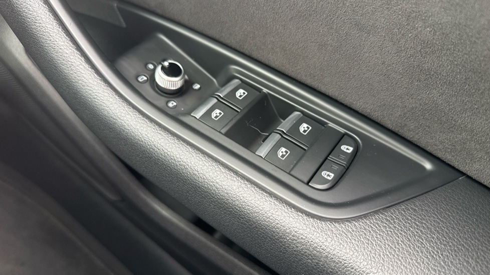Audi A5 35 TDI S Line 5dr S Tronic Diesel Hatchback - Image 40