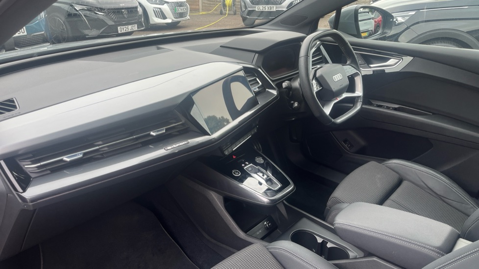Audi Q4 e-tron 125kW 35 55.52kWh S Line 5dr Auto Electric Estate - Image 9