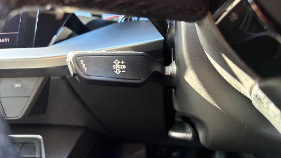 Audi A3 35 TFSI Technik 5dr Petrol Hatchback - Image 24