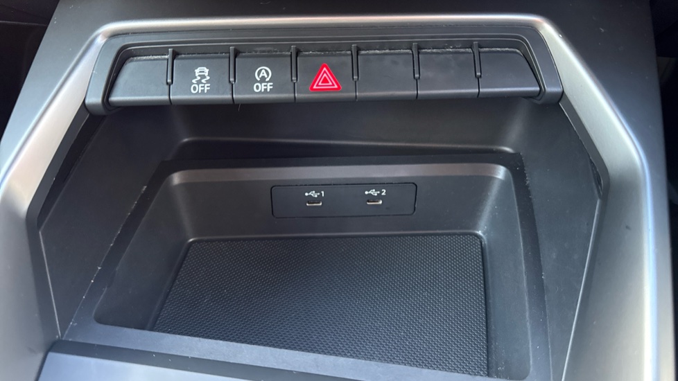 Audi A3 35 TFSI Technik 5dr Petrol Hatchback - Image 26