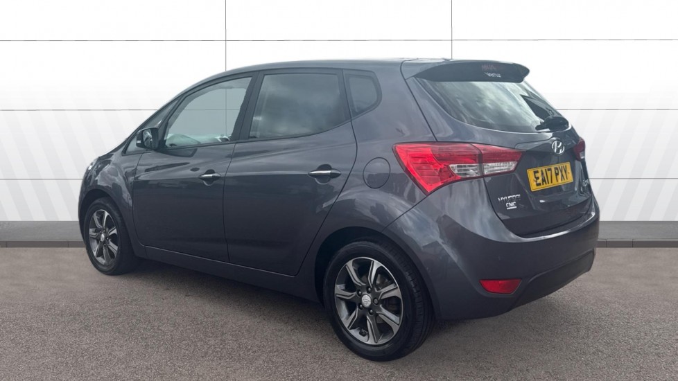 Hyundai ix20 1.4 Blue Drive SE 5dr Petrol Hatchback - Image 2