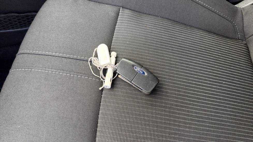 Ford B-MAX 1.6 Titanium 5dr Powershift Petrol Hatchback - Image 20