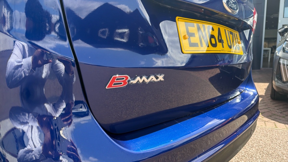 Ford B-MAX 1.6 Titanium 5dr Powershift Petrol Hatchback - Image 32