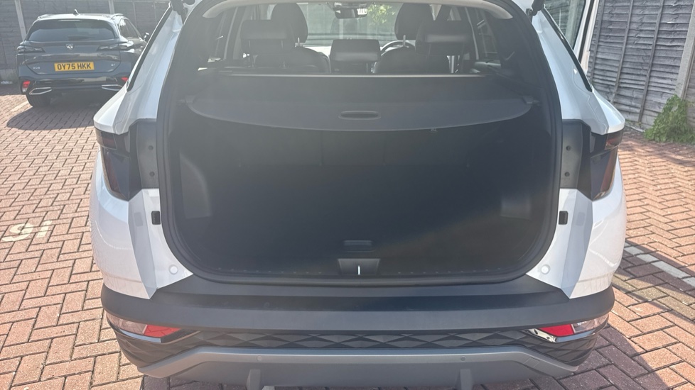 Hyundai TUCSON 1.6 TGDi Ultimate 5dr 2WD Petrol Estate - Image 4