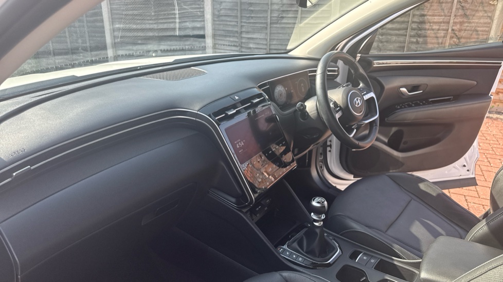 Hyundai TUCSON 1.6 TGDi Ultimate 5dr 2WD Petrol Estate - Image 9