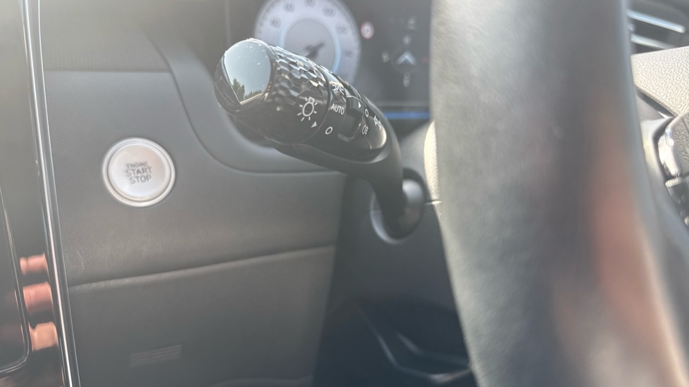 Hyundai TUCSON 1.6 TGDi Ultimate 5dr 2WD Petrol Estate - Image 25