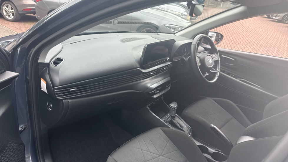 Hyundai BAYON 1.0 TGDi 48V MHEV Premium 5dr DCT Petrol Hatchback - Image 9