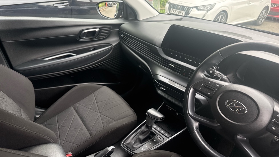 Hyundai BAYON 1.0 TGDi 48V MHEV Premium 5dr DCT Petrol Hatchback - Image 14