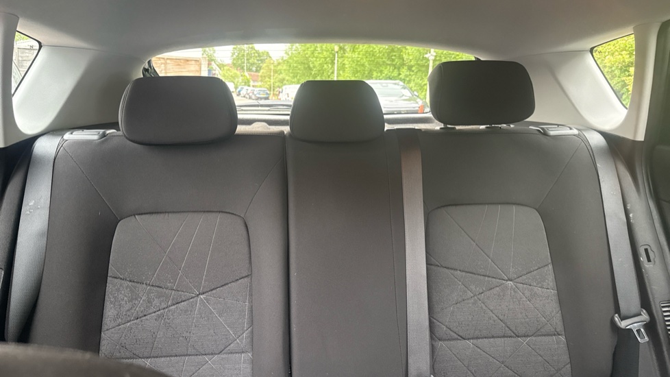 Hyundai BAYON 1.0 TGDi 48V MHEV Premium 5dr DCT Petrol Hatchback - Image 15