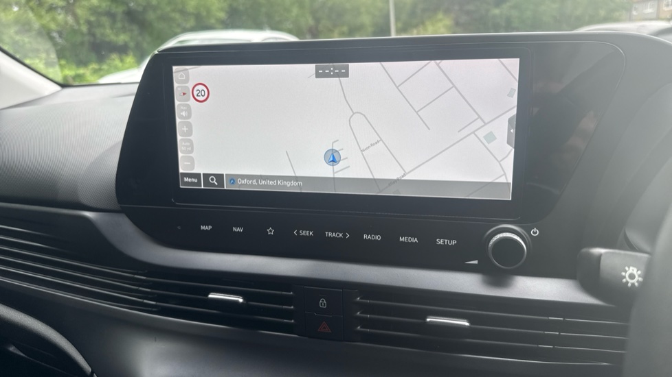 Hyundai BAYON 1.0 TGDi 48V MHEV Premium 5dr DCT Petrol Hatchback - Image 30