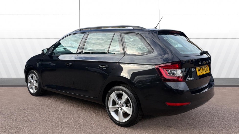 Skoda Fabia 1.0 TSI SE L 5dr DSG Petrol Estate - Image 2