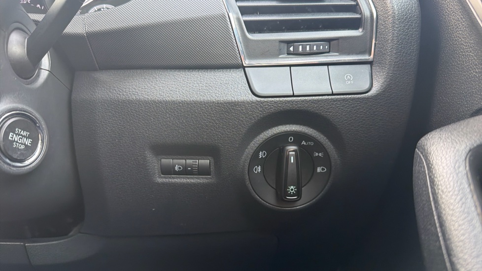 Skoda Fabia 1.0 TSI SE L 5dr DSG Petrol Estate - Image 22