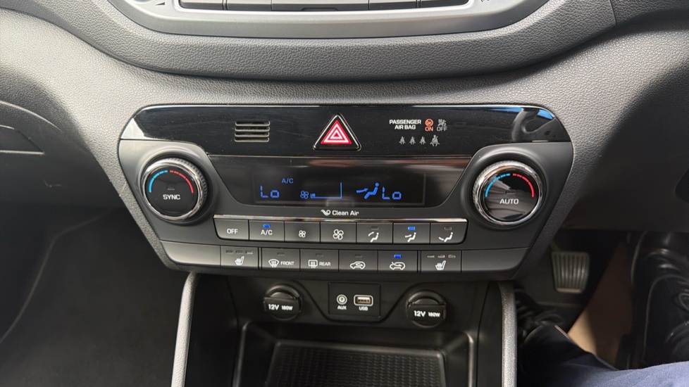 Hyundai TUCSON 1.7 CRDi Blue Drive Sport Edition 5dr 2WD Diesel Estate - Image 23