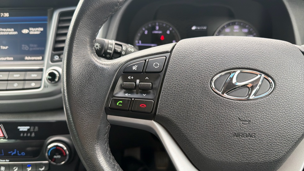 Hyundai TUCSON 1.7 CRDi Blue Drive Sport Edition 5dr 2WD Diesel Estate - Image 28