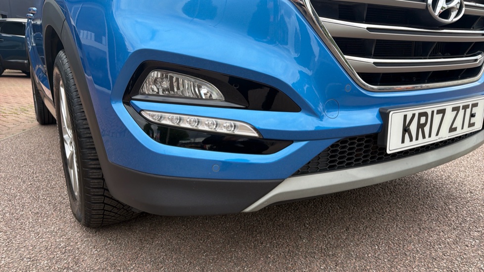 Hyundai TUCSON 1.7 CRDi Blue Drive Sport Edition 5dr 2WD Diesel Estate - Image 33