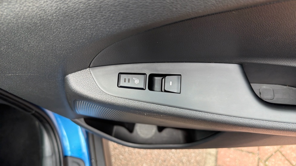 Hyundai TUCSON 1.7 CRDi Blue Drive Sport Edition 5dr 2WD Diesel Estate - Image 39
