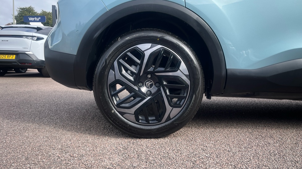 Citroen C4 1.2 PureTech [130] Shine 5dr Petrol Hatchback - Image 7
