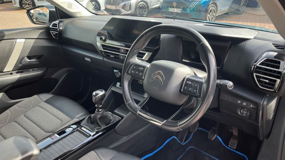 Citroen C4 1.2 PureTech [130] Shine 5dr Petrol Hatchback - Image 11