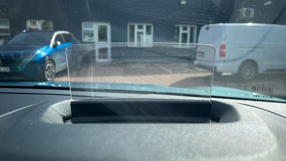 Citroen C4 1.2 PureTech [130] Shine 5dr Petrol Hatchback - Image 26